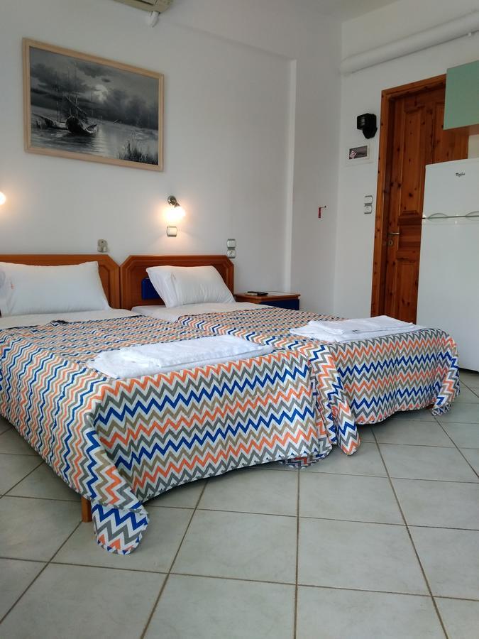 Palmyra Beachfront Studios Nydri  Extérieur photo